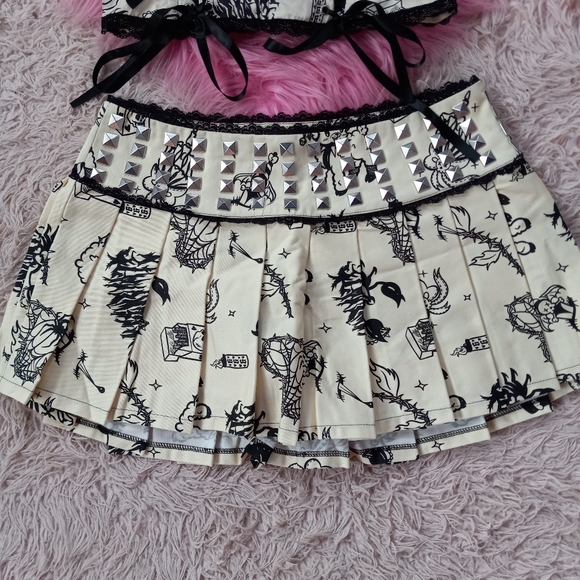DK kawaii goth creepy cute dbl corset laced top & metal stud skirt set SOLD! - Picture 4 of 15